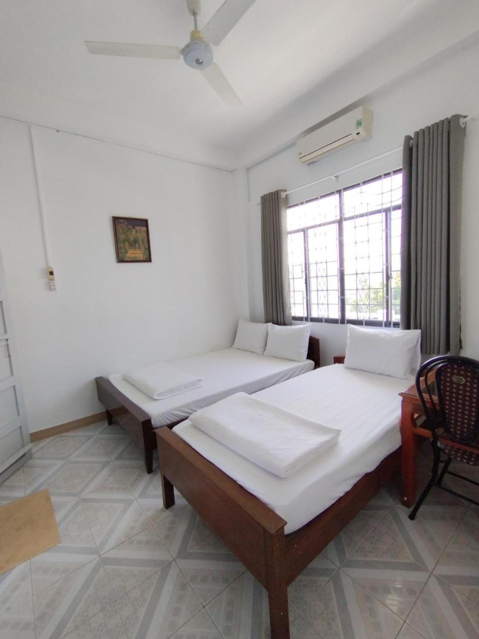 Nha Nghi Sao Mai Hotel Ha Tien Bagian luar foto
